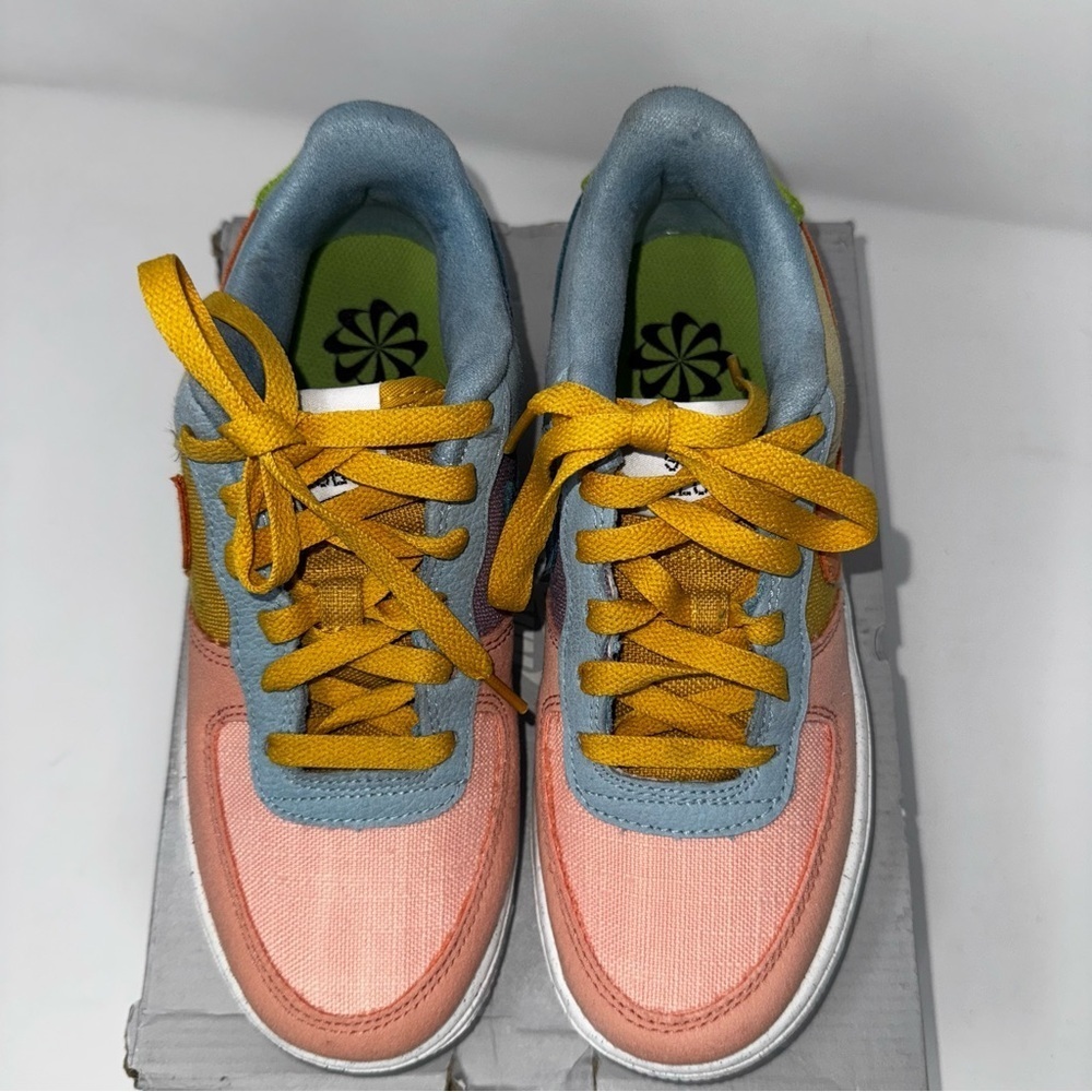 Air Force 1 Low '07 LV8 Next Nature 'Sun Club Multi' size 4.5Y - Picture 3 of 16